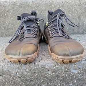 Vivobarefoot Magna Forest Esc